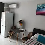 Estudio Emma 아파트